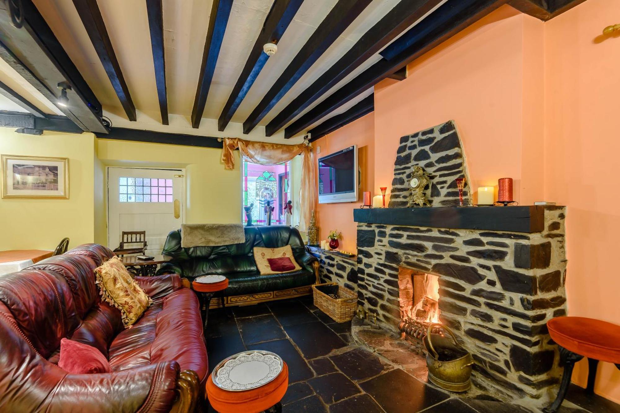 Bed & Breakfast Pen-Y-Bont Hotel 3*