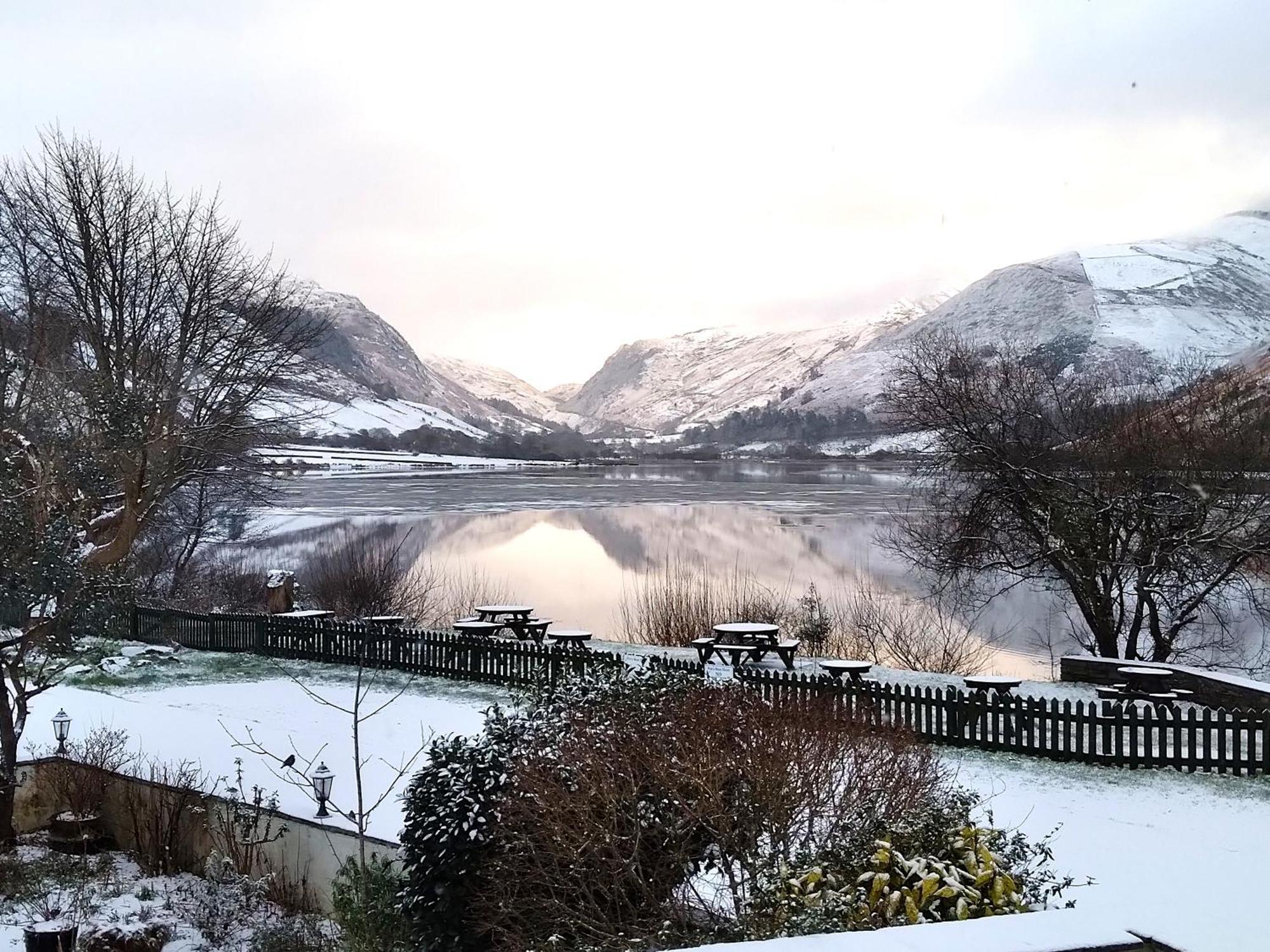 Pen-Y-Bont Hotel Bed & Breakfast 3*